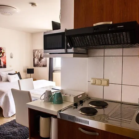 And Ana Apartman Podstrana