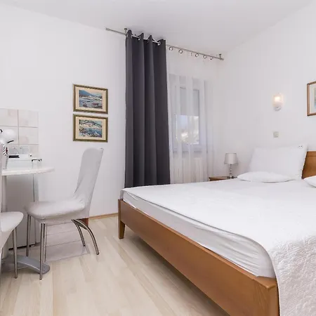 Apartamento And Ana Podstrana